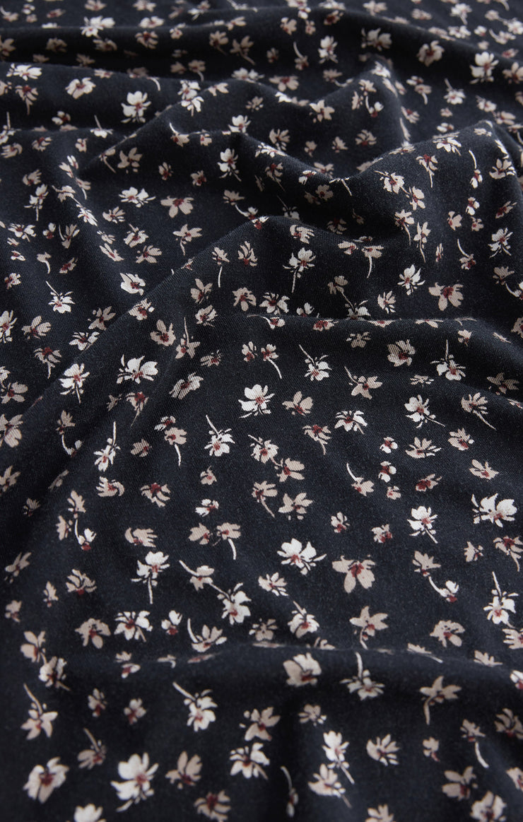 Dresses Georgina Ditsy Floral Maxi Dress Georgina Ditsy Floral Maxi Dress