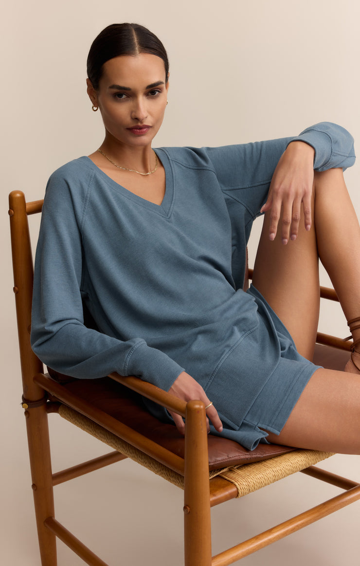 Tops Modern V-Neck Weekender Modern V-Neck Weekender