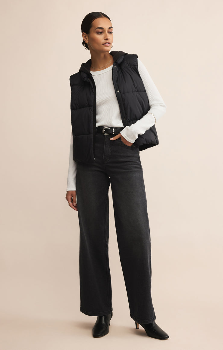 Jackets Essential Puffer Vest Essential Puffer Vest