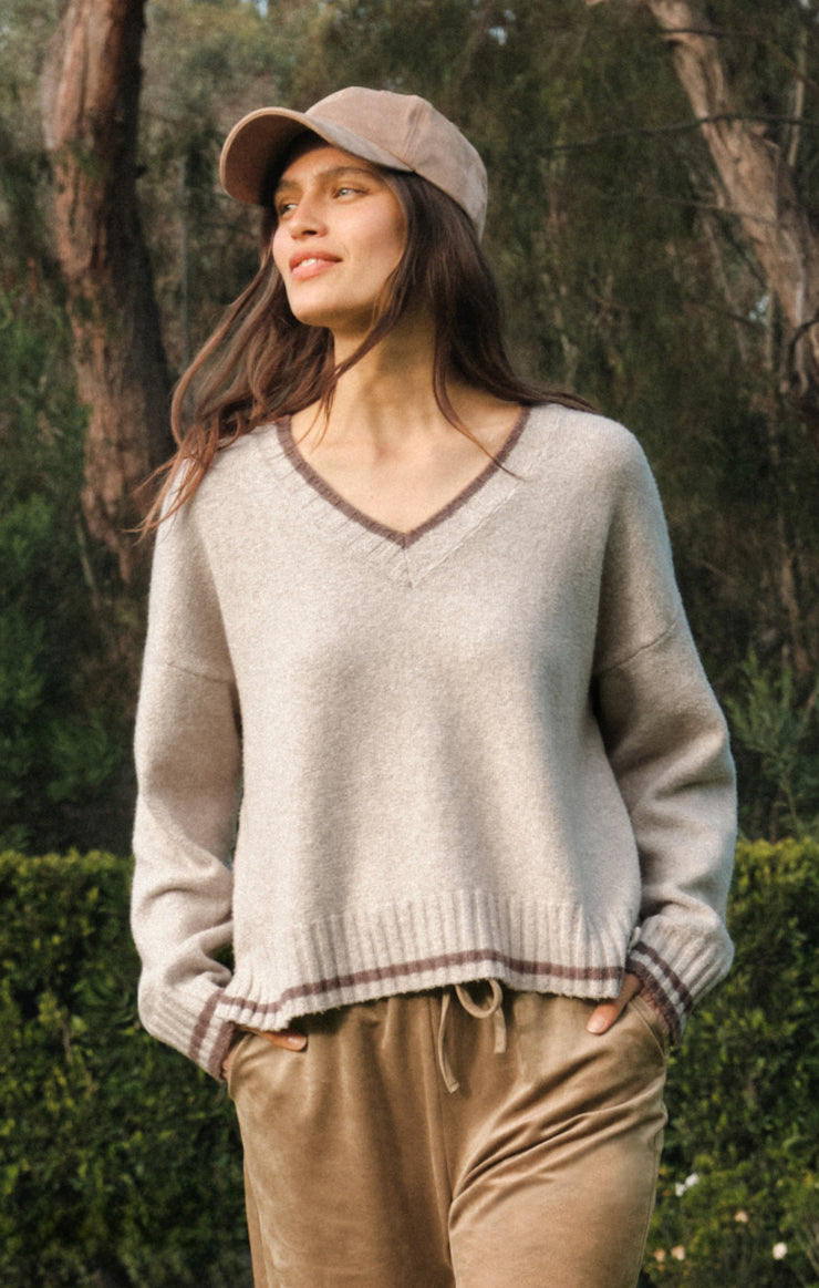 Sweaters Endure V-Neck Sweater Natural Heather