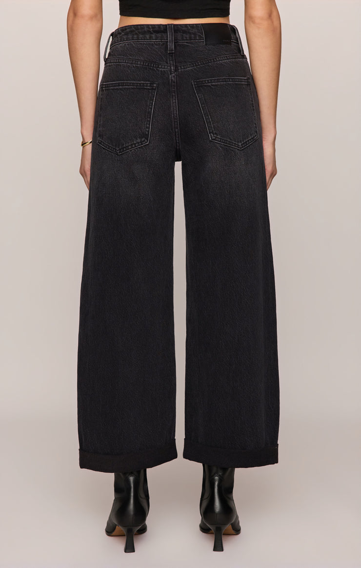 The Show Off Denim High-Rise Bowed