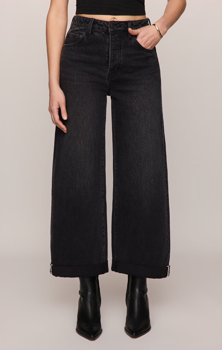The Show Off Denim High-Rise Bowed