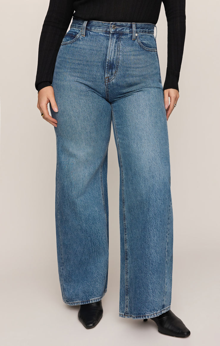 Pants The Head Turner High-Rise Wide Denim Hush