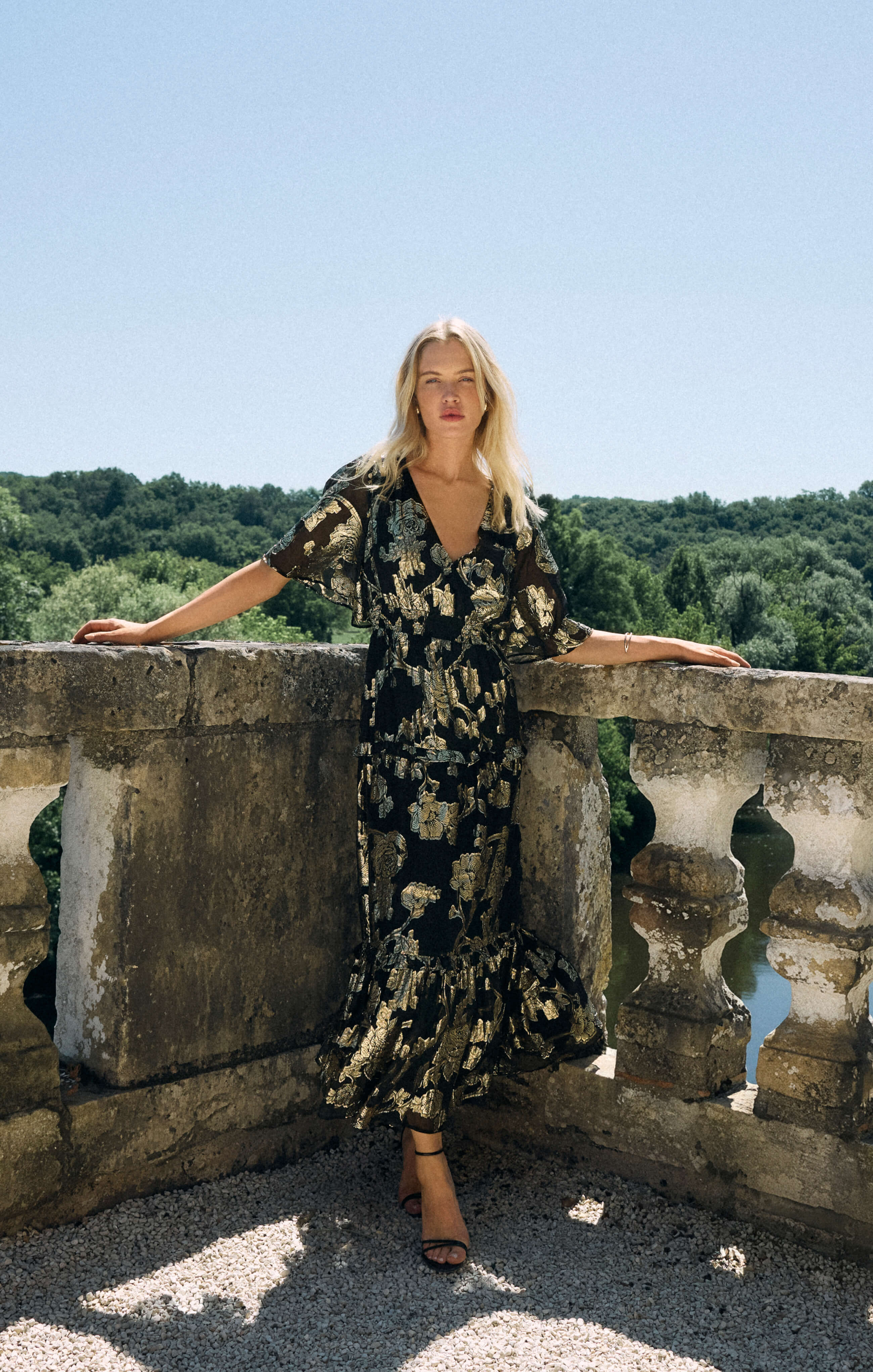 ZD254563_BLK_CAMPAIGN_A_845aac