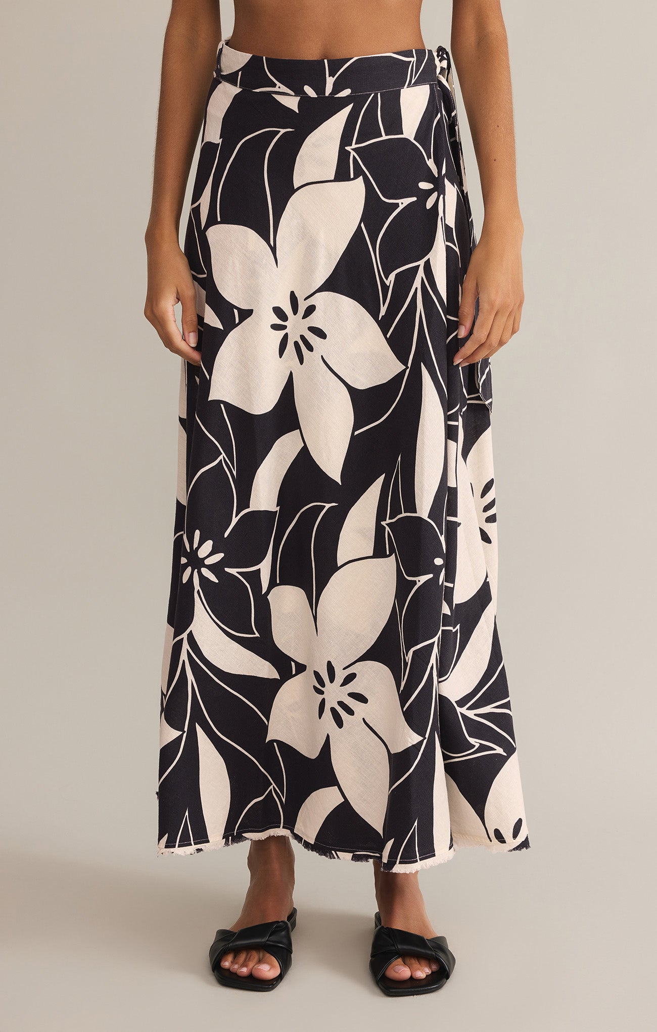 ★2025SS新作★NYXX★PLEATS WRAP SKIRT DUNST Ribbon Pleats Wrap Skirt - Charcoal Grey | Garmentory