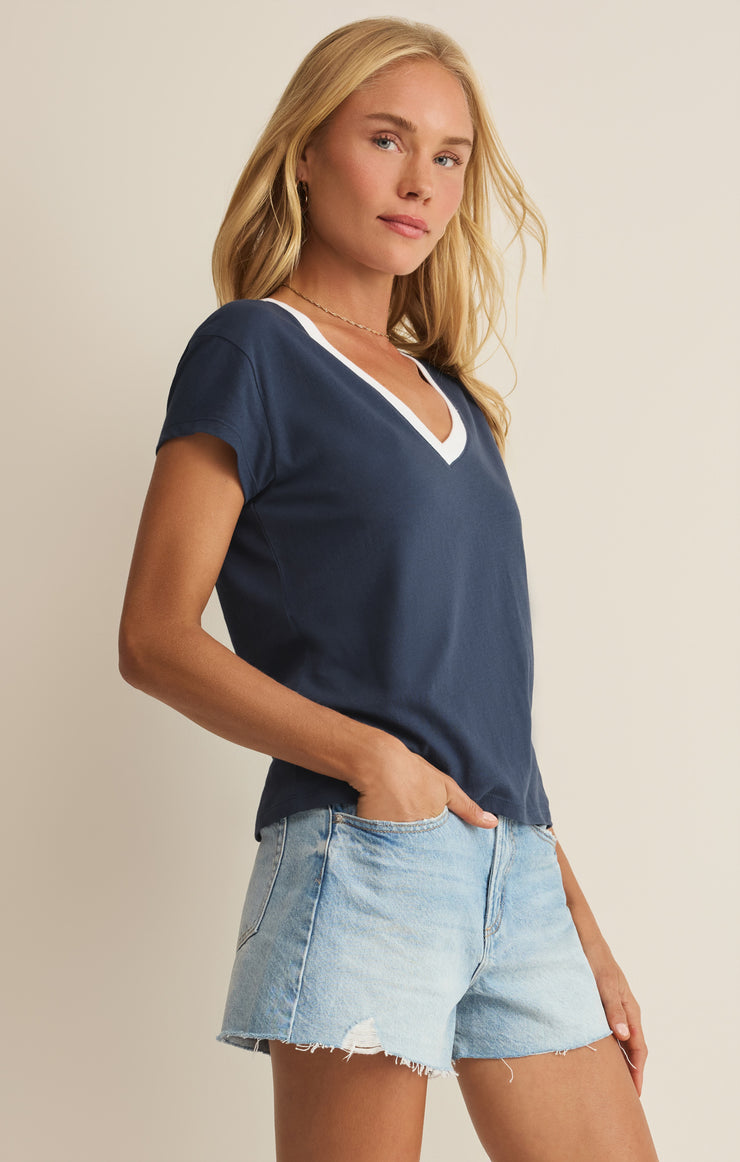Tops Modern Contrast V-Neck Tee Twilight Blue