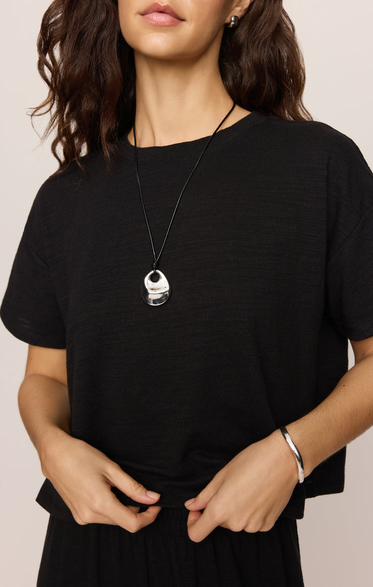 Tops Sway Textured Cropped Tee Black