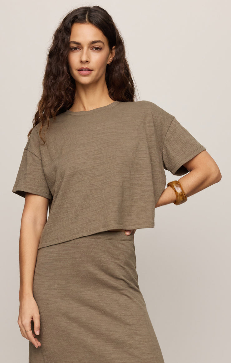 Tops Sway Textured Cropped Tee Khaki Green