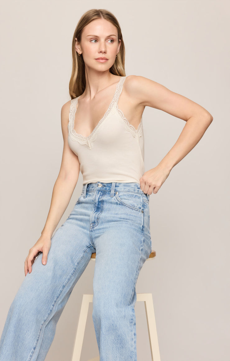 Tops Eve Lace Trim Tank Sandstone