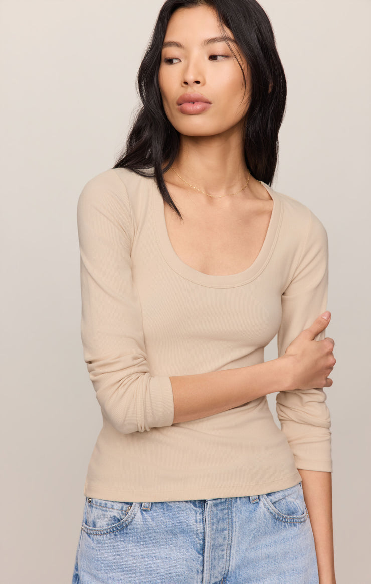 Tops Greyson Scoop Long Sleeve Tee Chalk