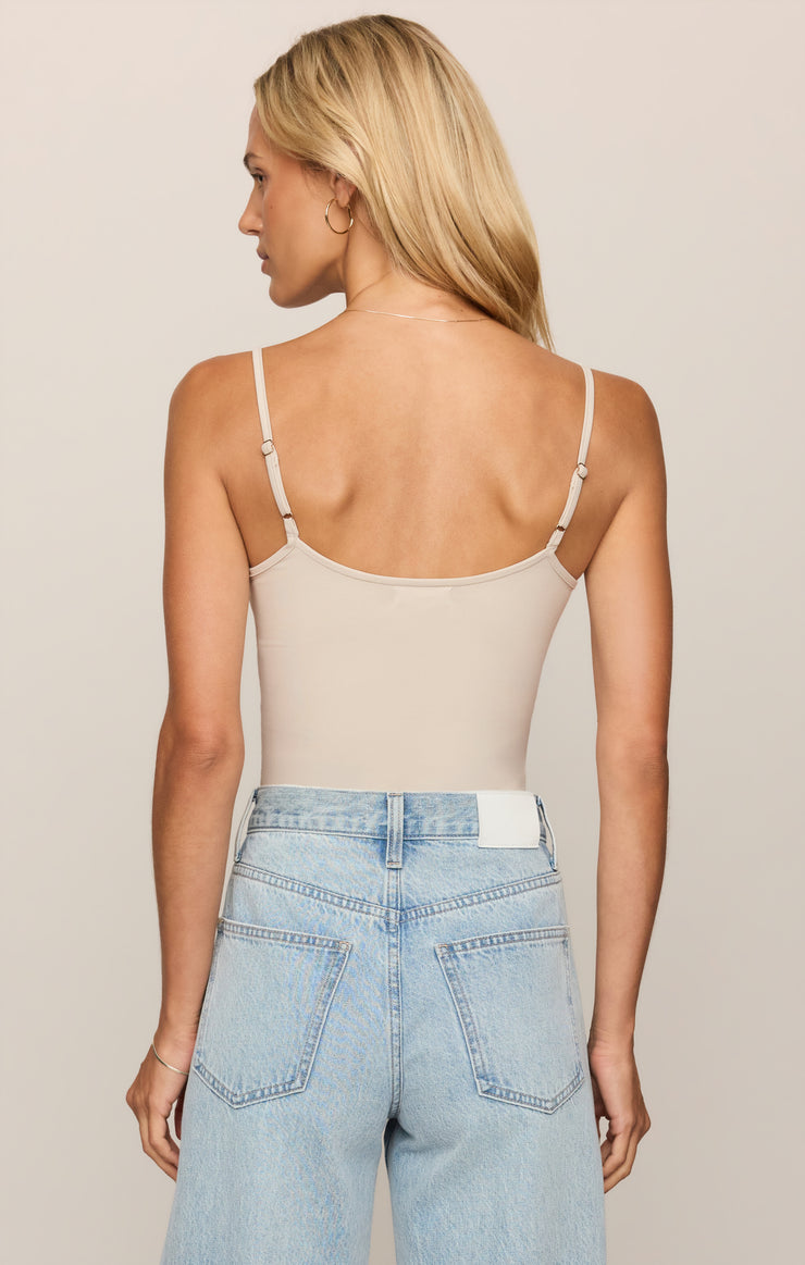 Tops Luxe Smooth Essential Tank Frosted Pearl