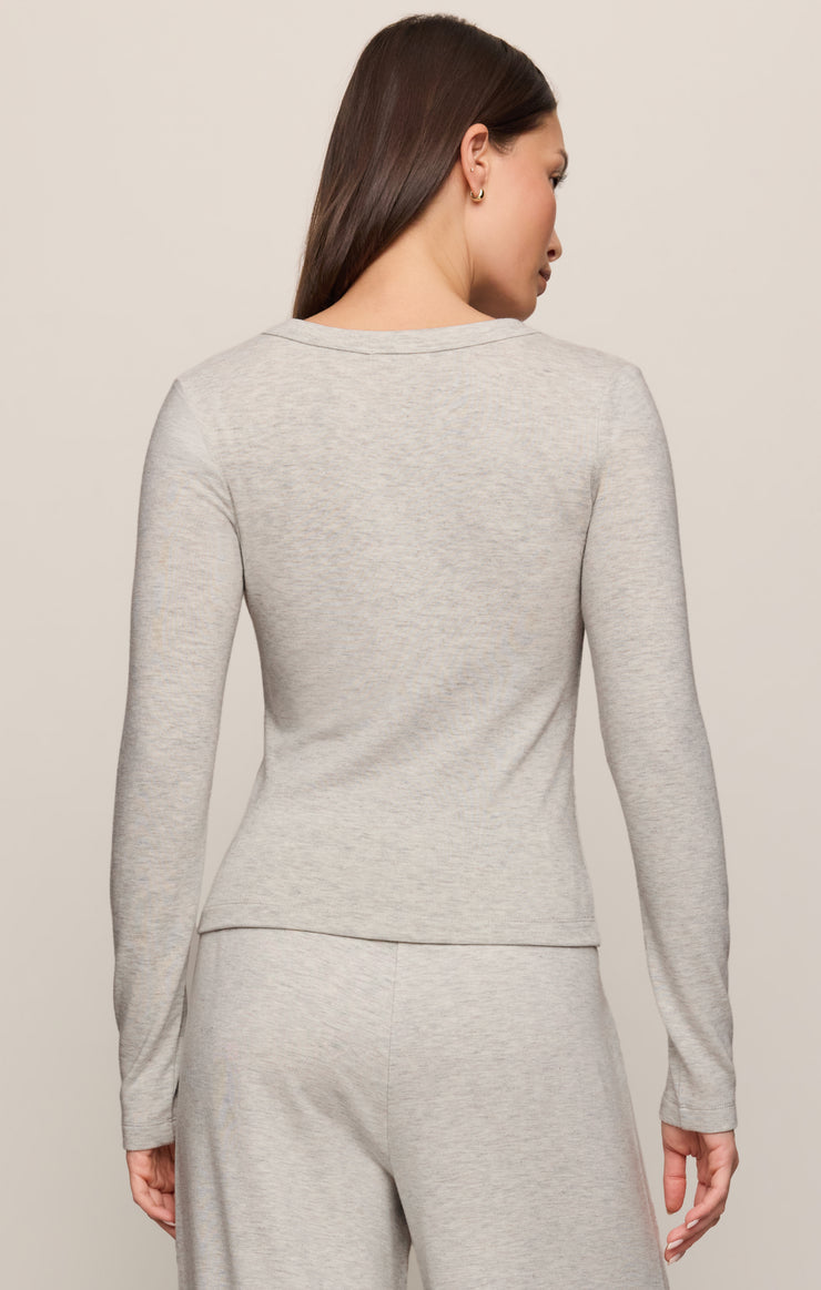 Tops In Flow Henley Top Feather Grey
