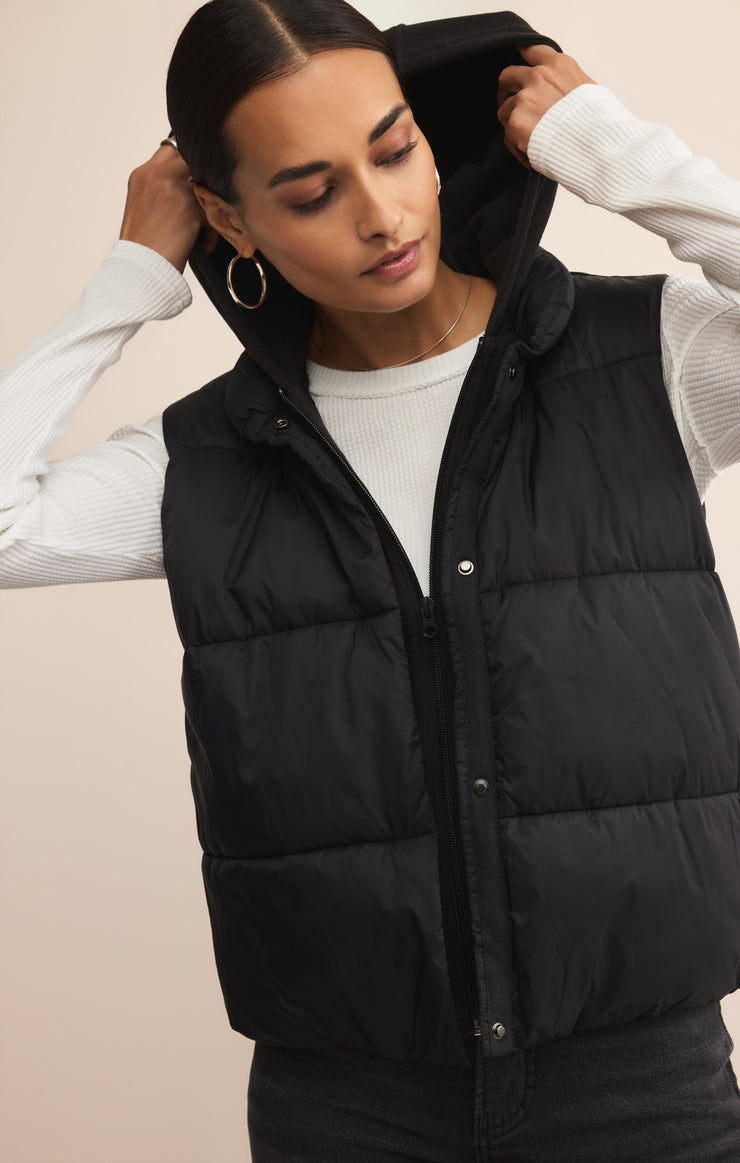 Jackets Essential Puffer Vest Essential Puffer Vest