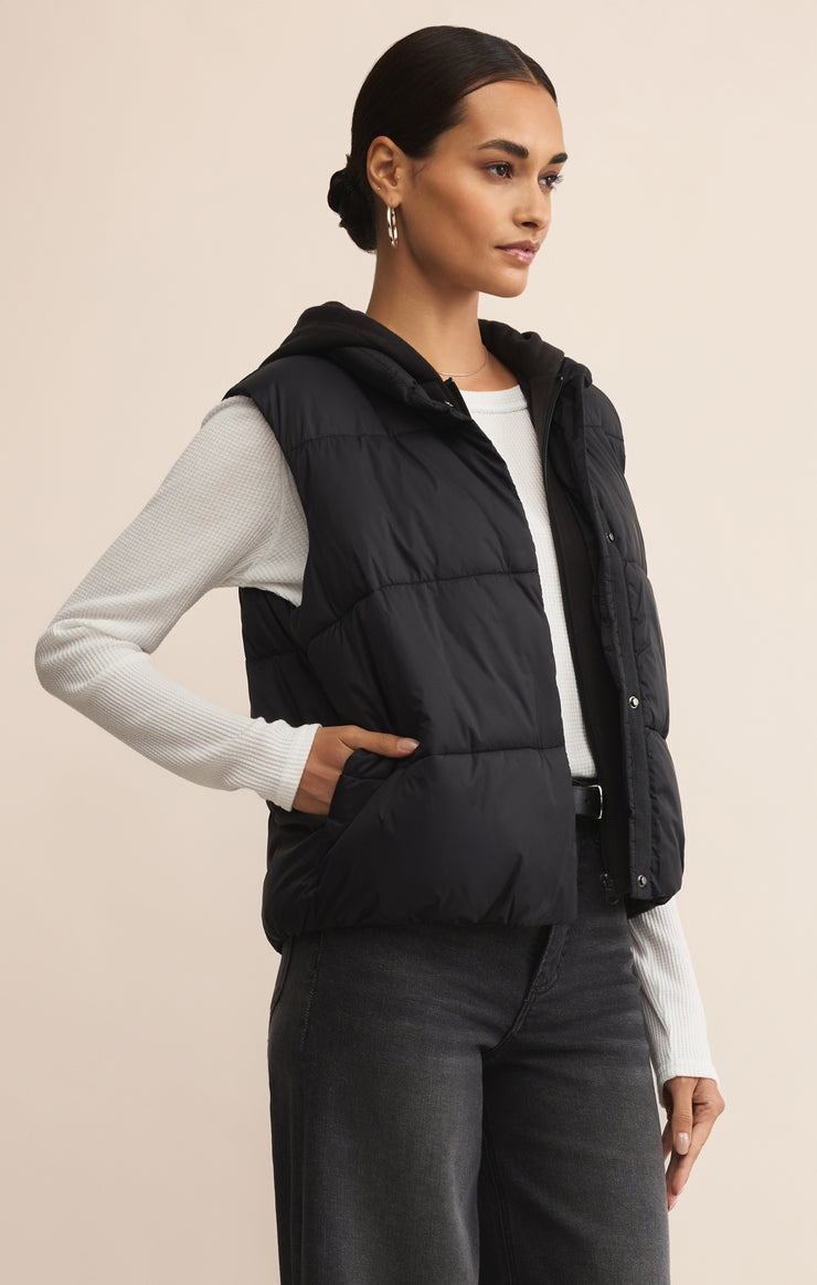 Jackets Essential Puffer Vest Essential Puffer Vest