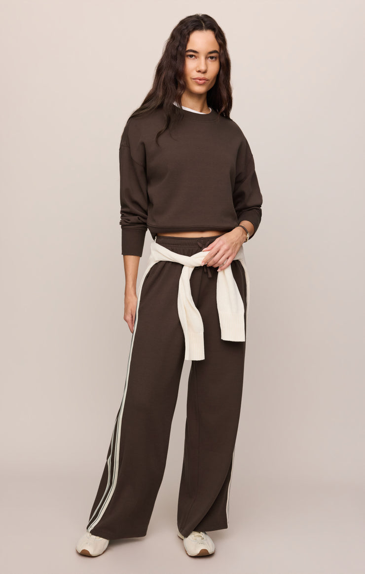 Tops Comeback Sweatshirt Dark Chocolate