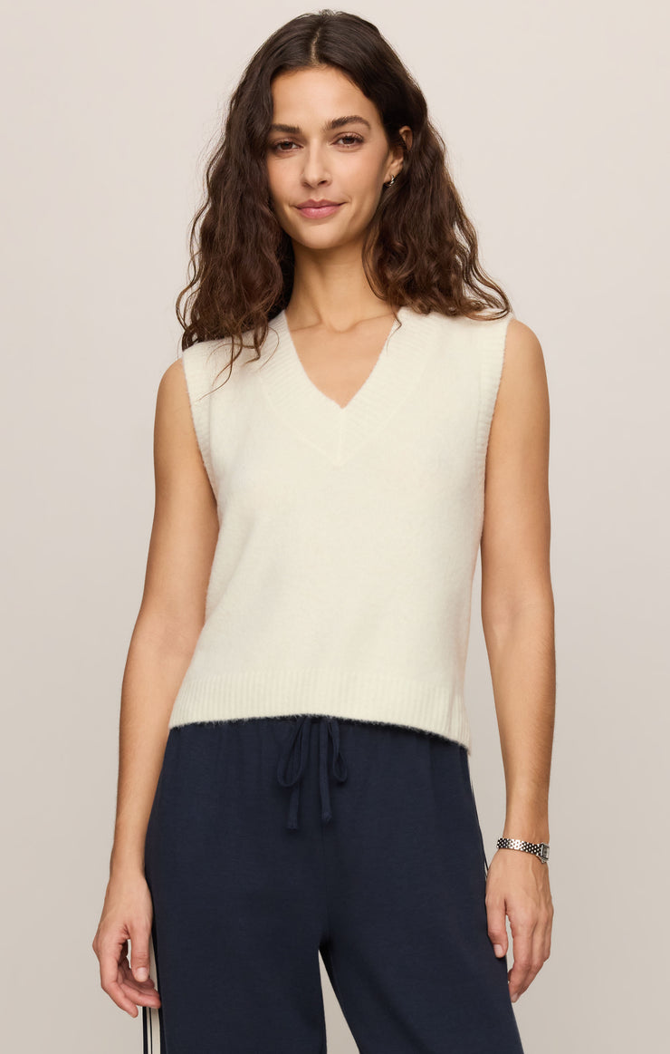 Sweaters Class Act Sweater Vest Sandstone