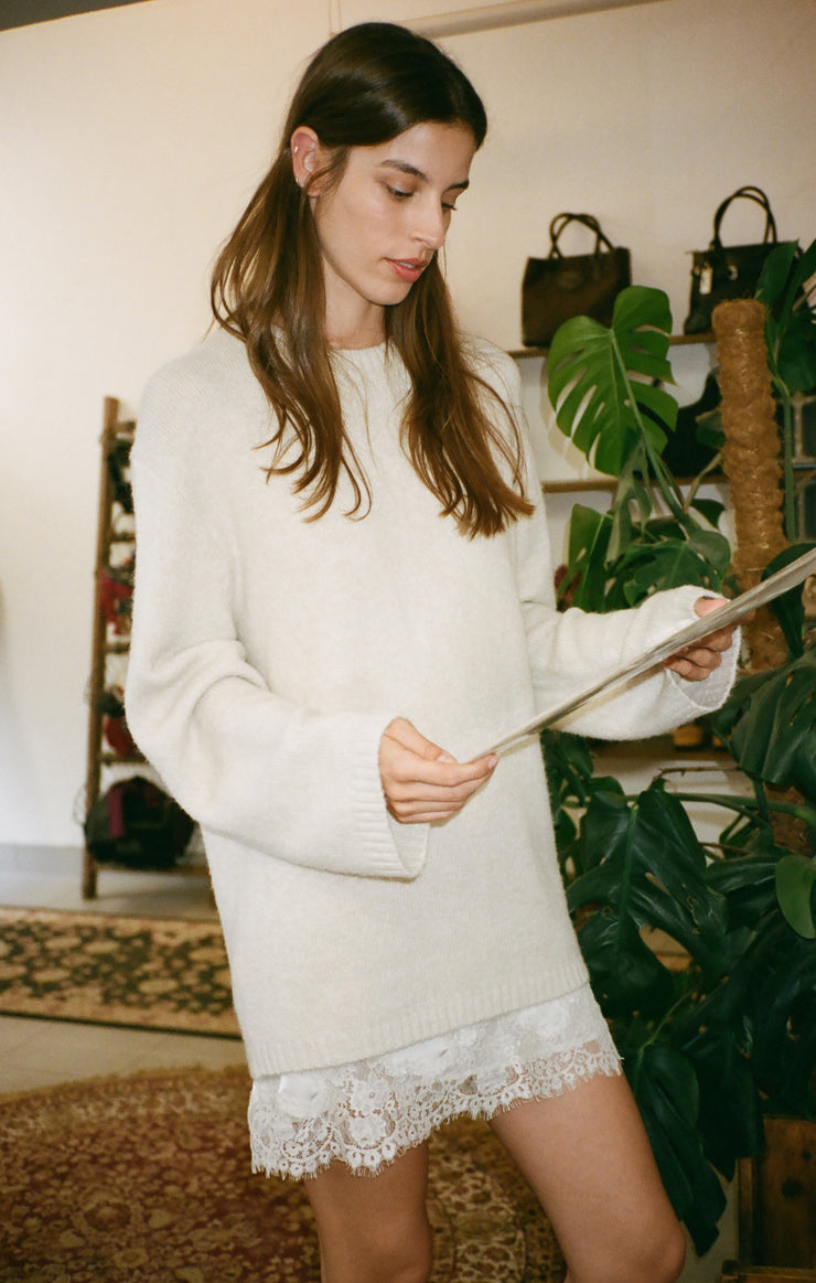 Sweaters Chill Mode Sweater Frosted Pearl
