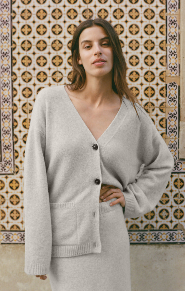 Sweaters Cozy Moment Cardigan Feather Grey